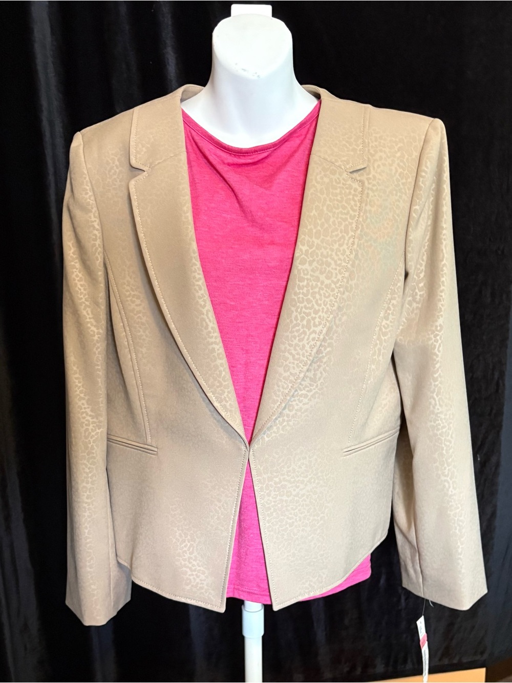 Preston & York Tan Animal Textured Blazer with Subtle Sheen